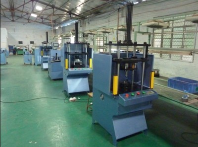 電機行業 定子初整形機_設備類欄目